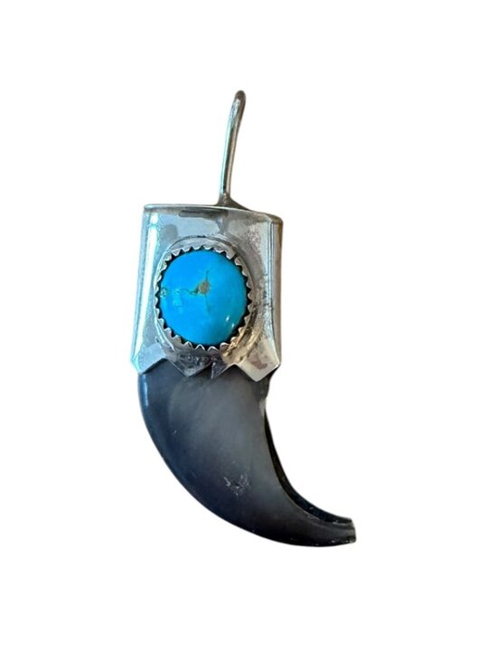 Jewelry - Authentic Bear Claw Turquoise Sterling Silver Pendant